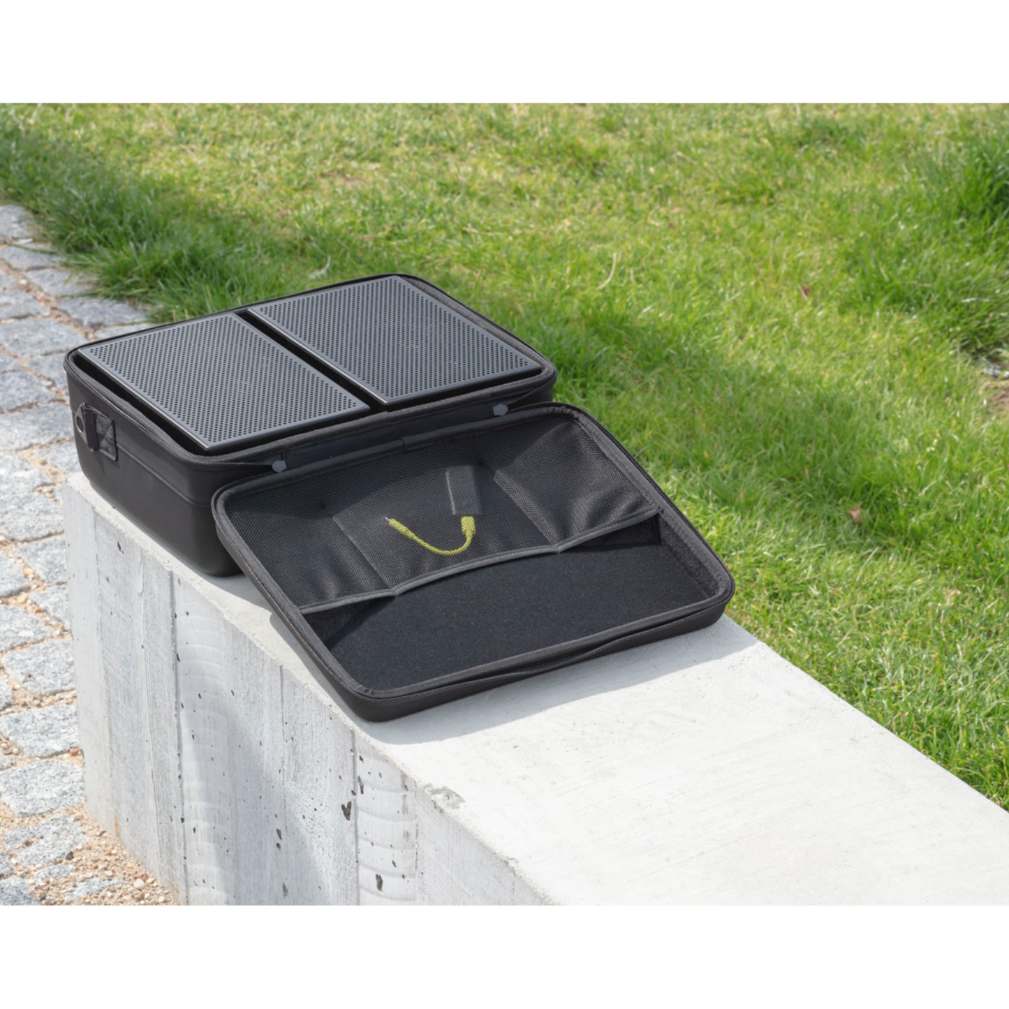 AIAIAI UNIT-4 Wireless+ Carrying Case