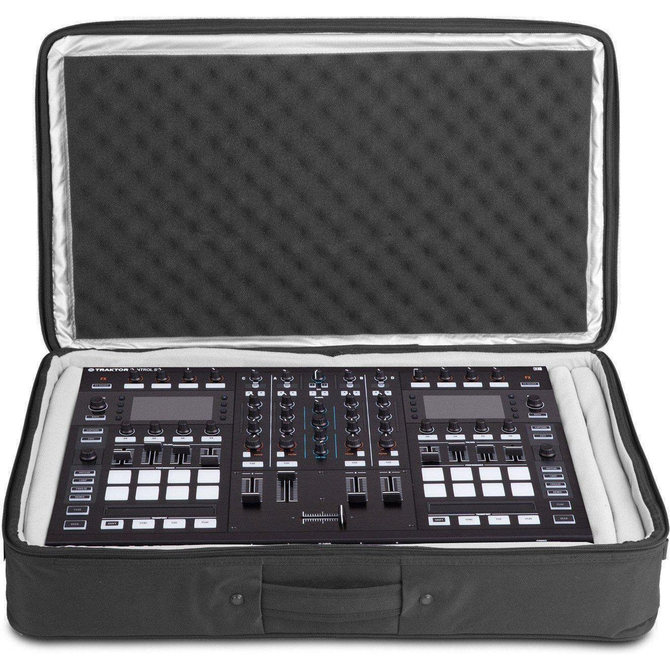 UDG Urbanite MIDI Controller Sleeve-Large