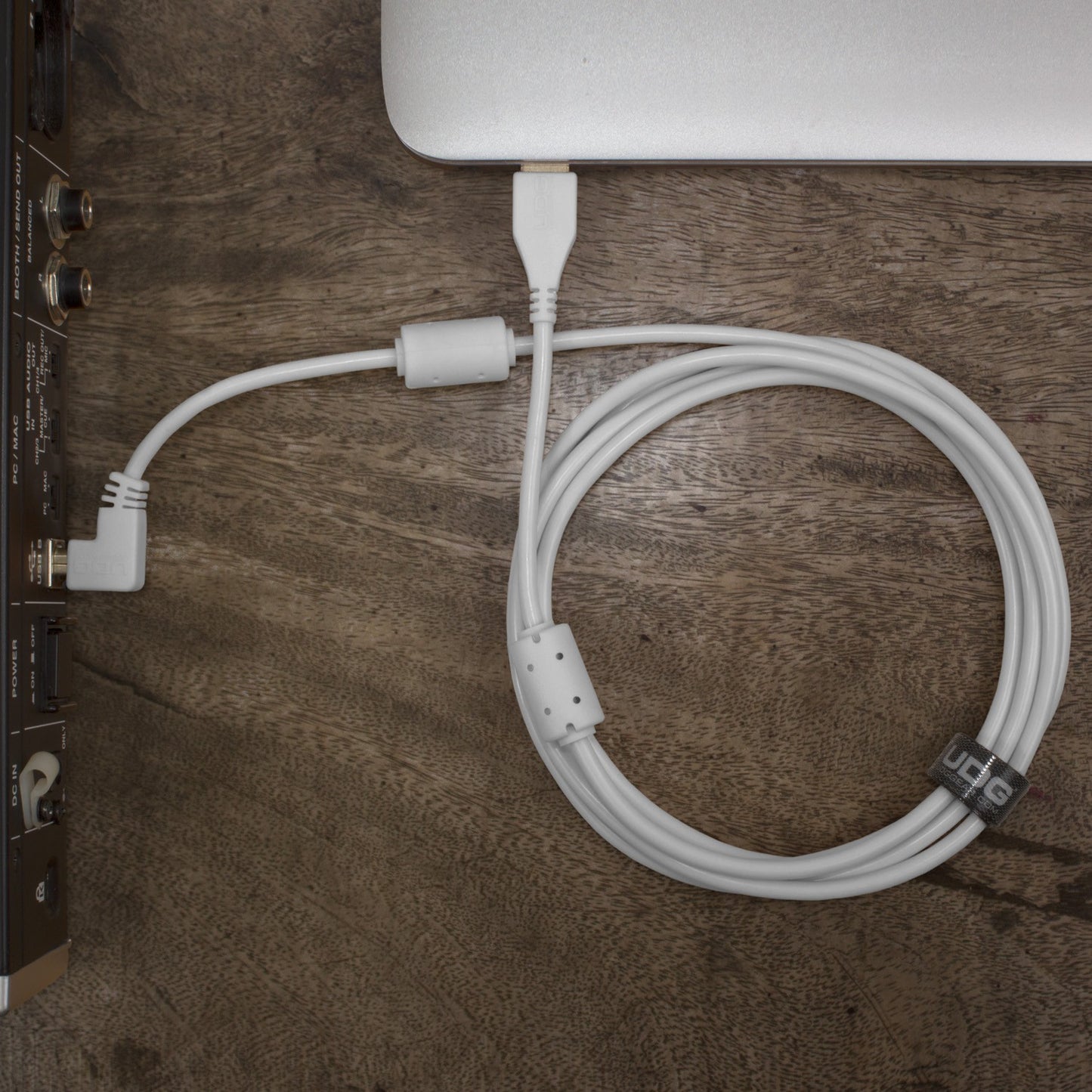 UDG Ultimate USB Cable 2.0 A-B White Angled