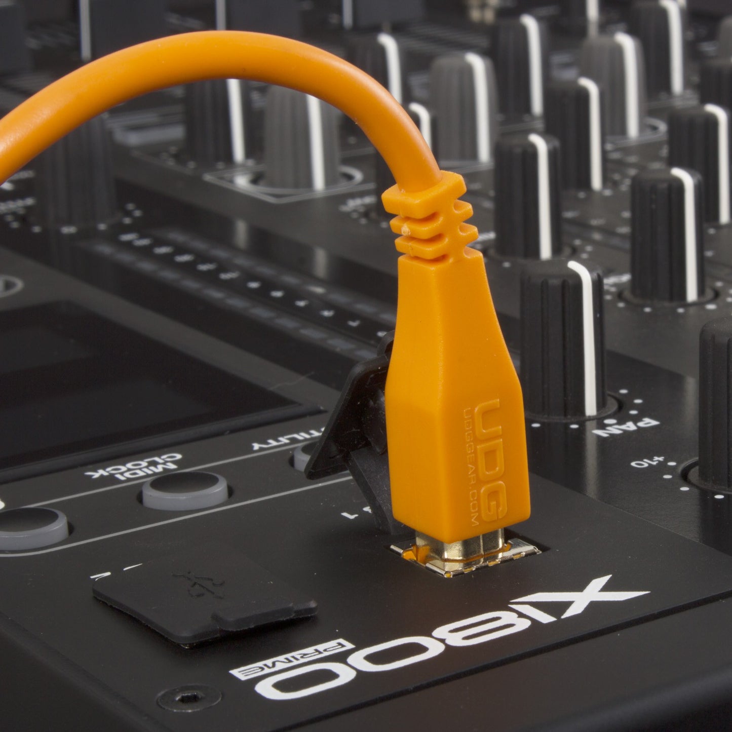 UDG Ultimate USB Cable 2.0 A-B Orange Straight