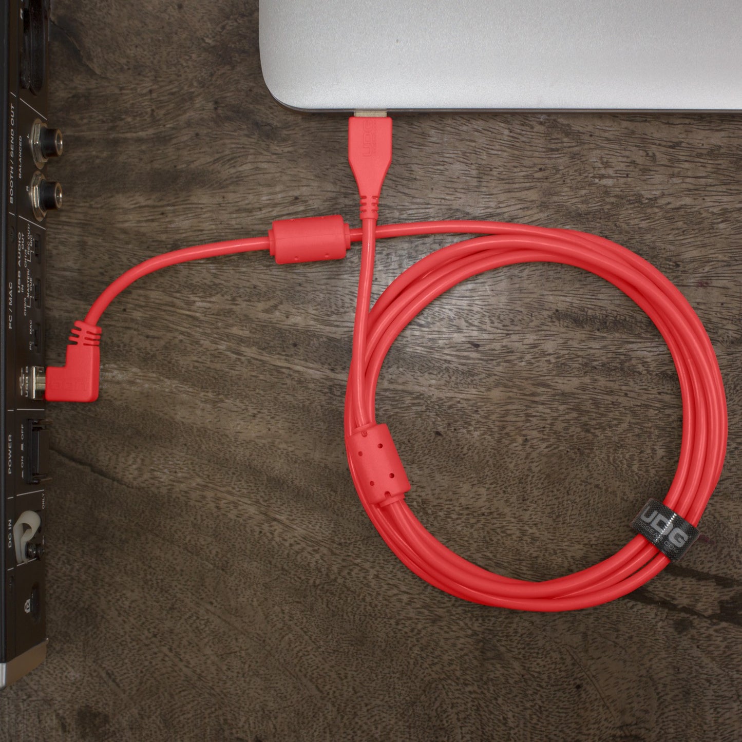 UDG Ultimate USB Cable 2.0 A-B Red Angled