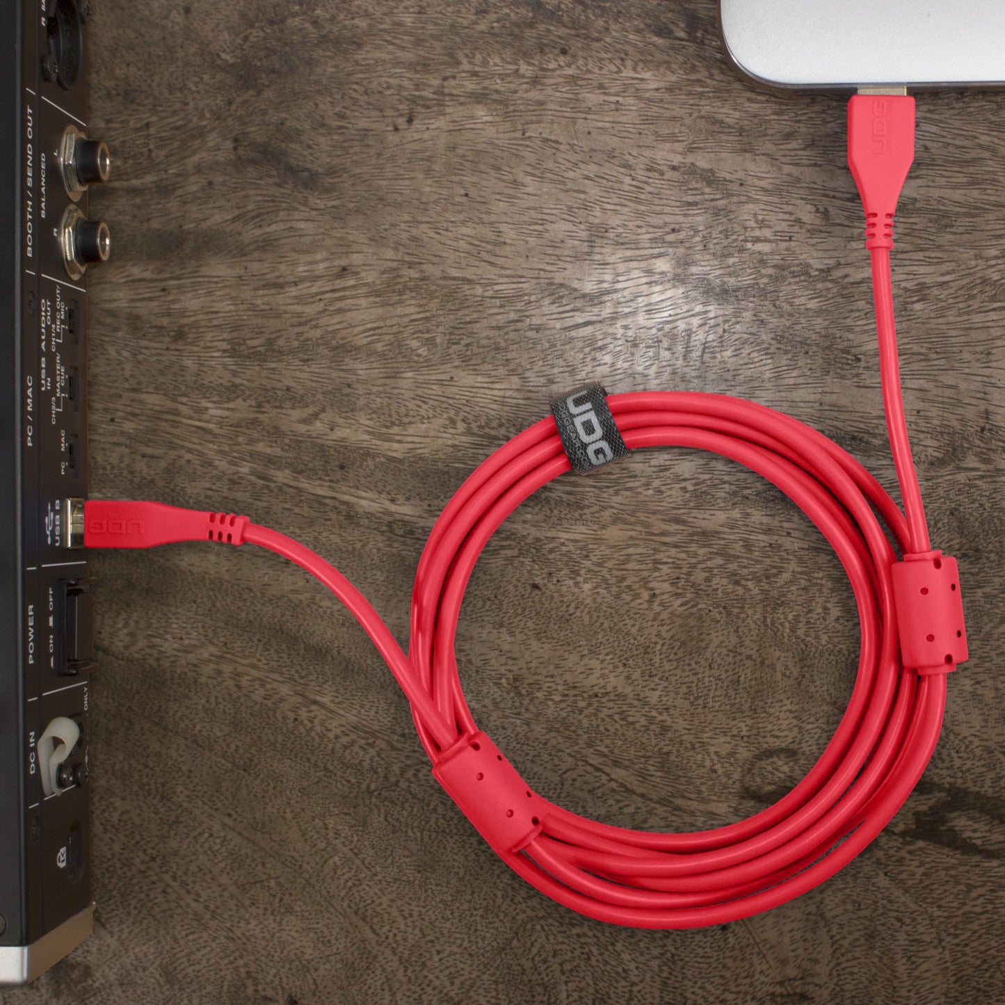 UDG Ultimate USB Cable 2.0 A-B Red Straight